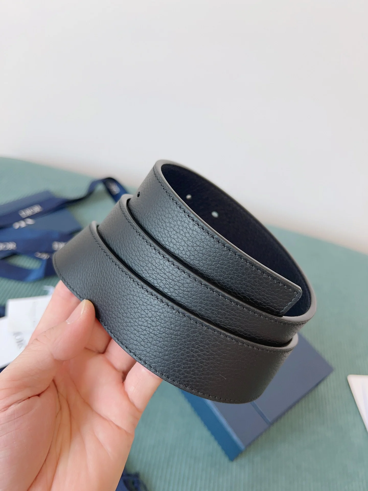 DIOR Belts Black-Gold A60202609070326 - Image 4