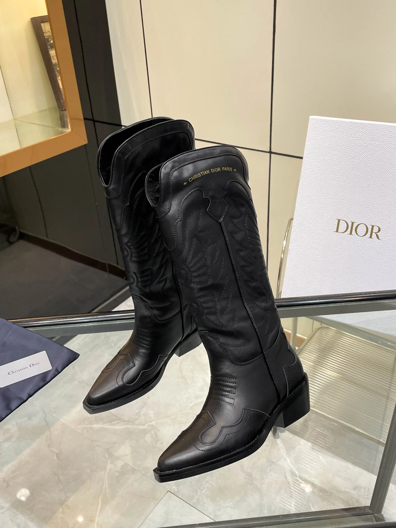 DIOR Boots Leather Black EU35-40 D30202609111260 - Image 2