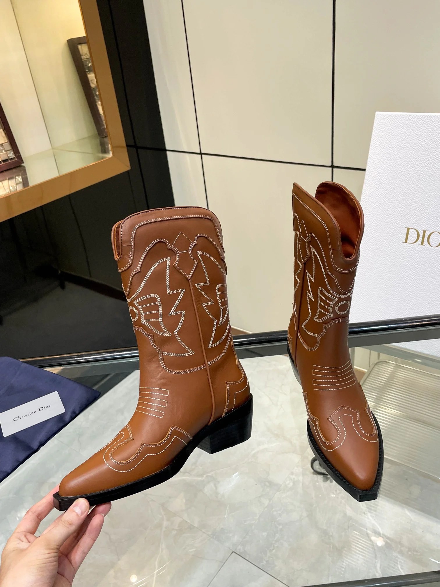 DIOR Boots Leather Brown-White EU35-40 C90202609111263 - Image 6