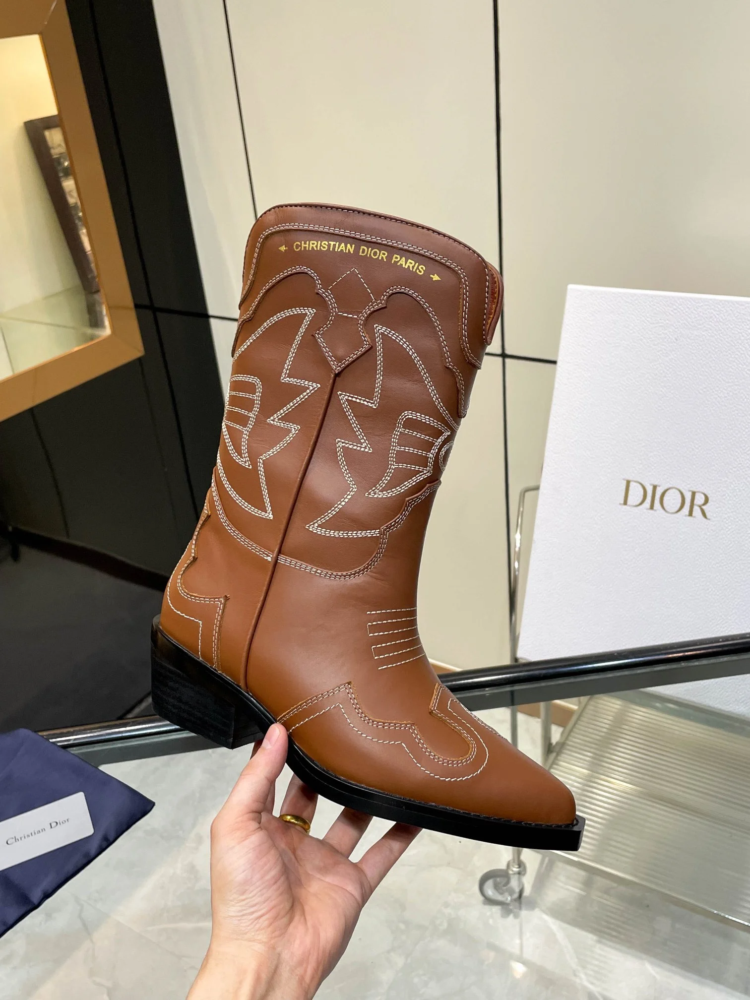 DIOR Boots Leather Brown-White EU35-40 C90202609111263 - Image 7
