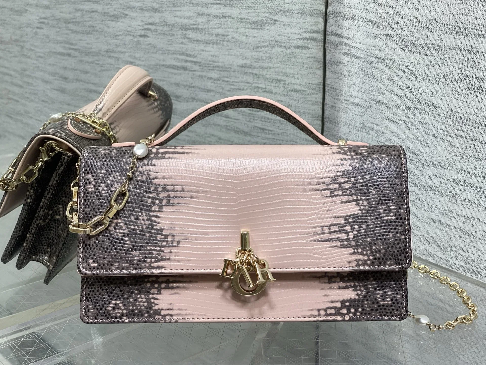 DIOR Clutches Bags Embossed Calf Leather Pink-Gray 21X11X5CM F50202609090151