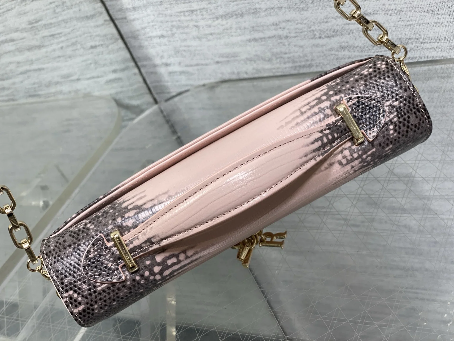 DIOR Clutches Bags Embossed Calf Leather Pink-Gray 21X11X5CM F50202609090151 - Image 5