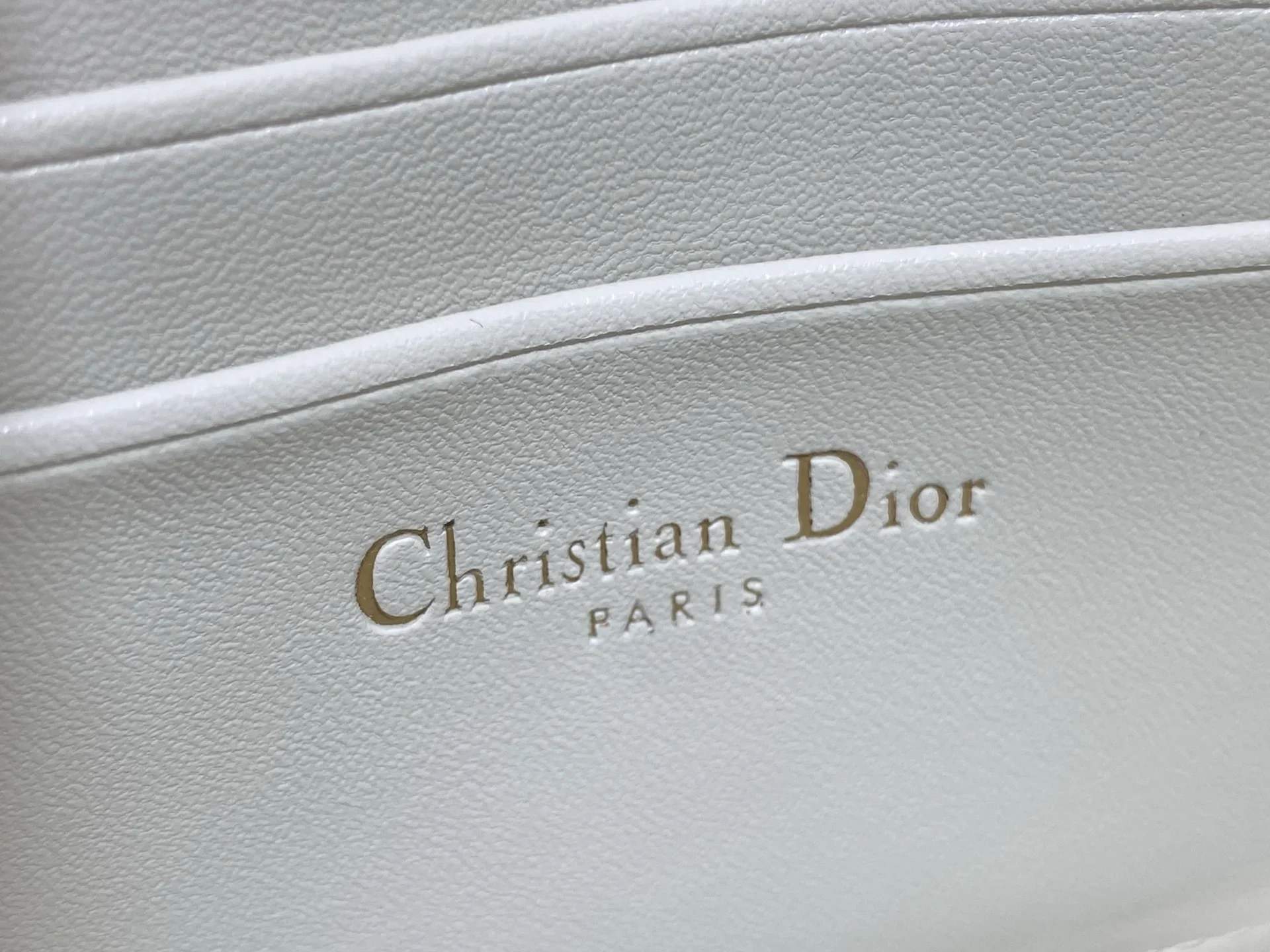DIOR Clutches Bags Embossed Leather White-Black 21X11X5CM F50202609090147 - Image 9