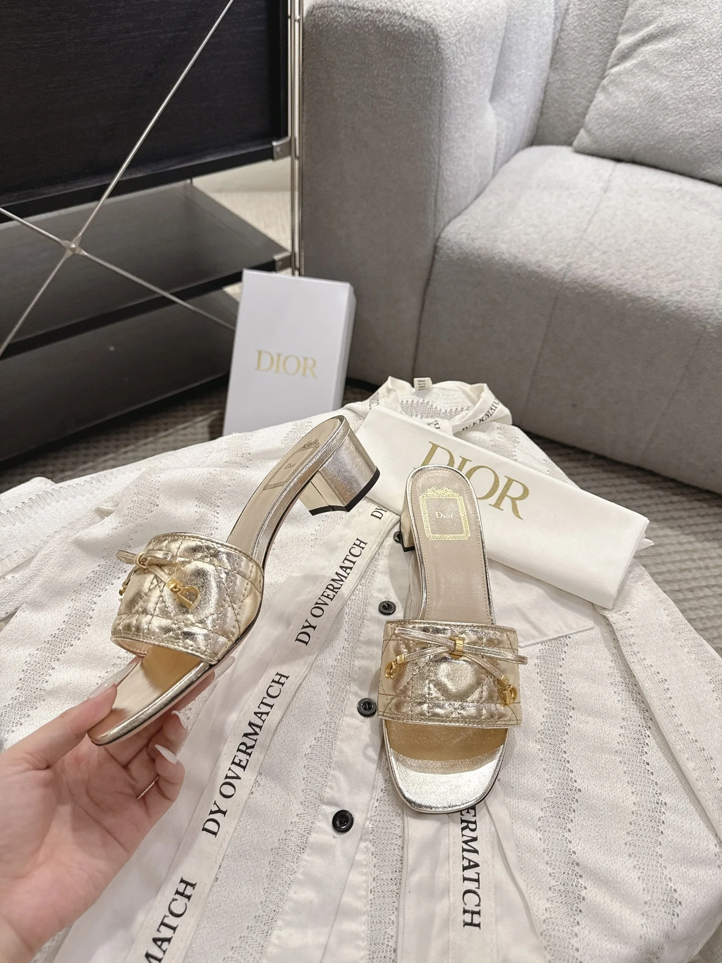 DIOR Flats Gold B40202609111749 - Image 4