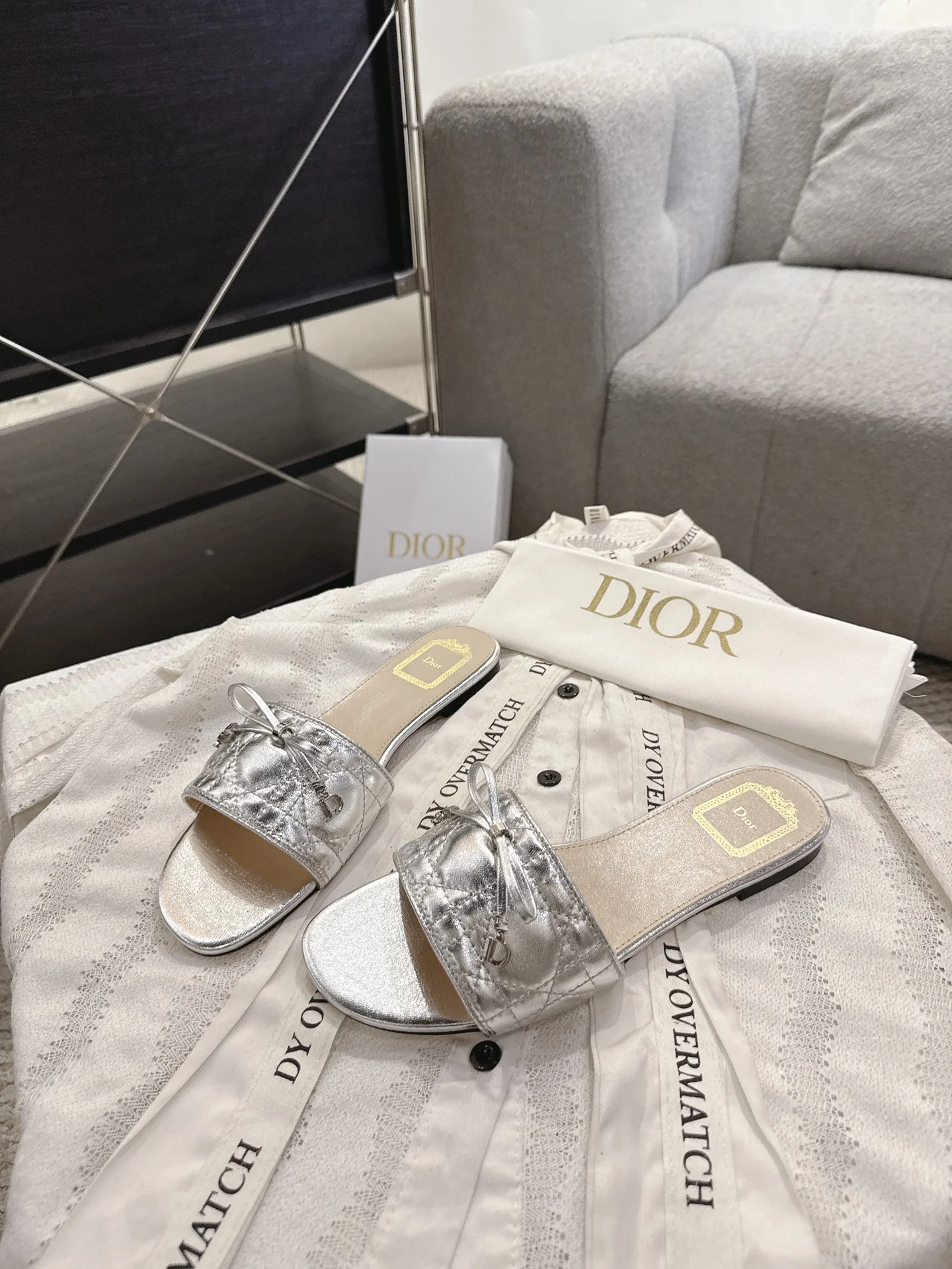 DIOR Flats Silver B20202609111744 - Image 3