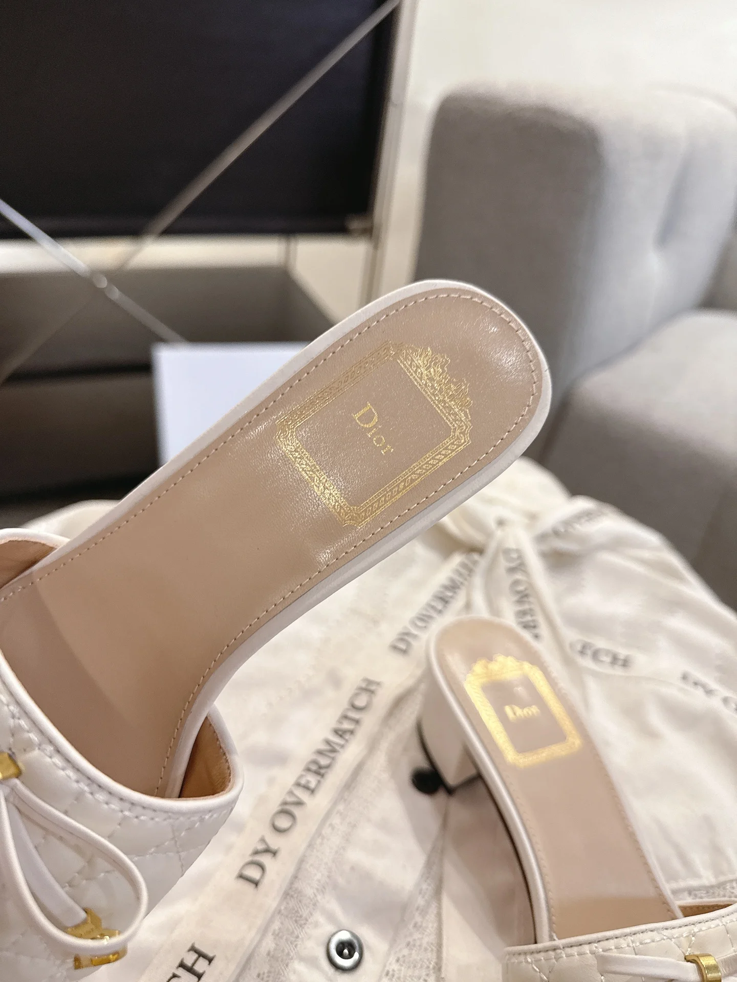DIOR Flats White-Gold B40202609111751 - Image 4