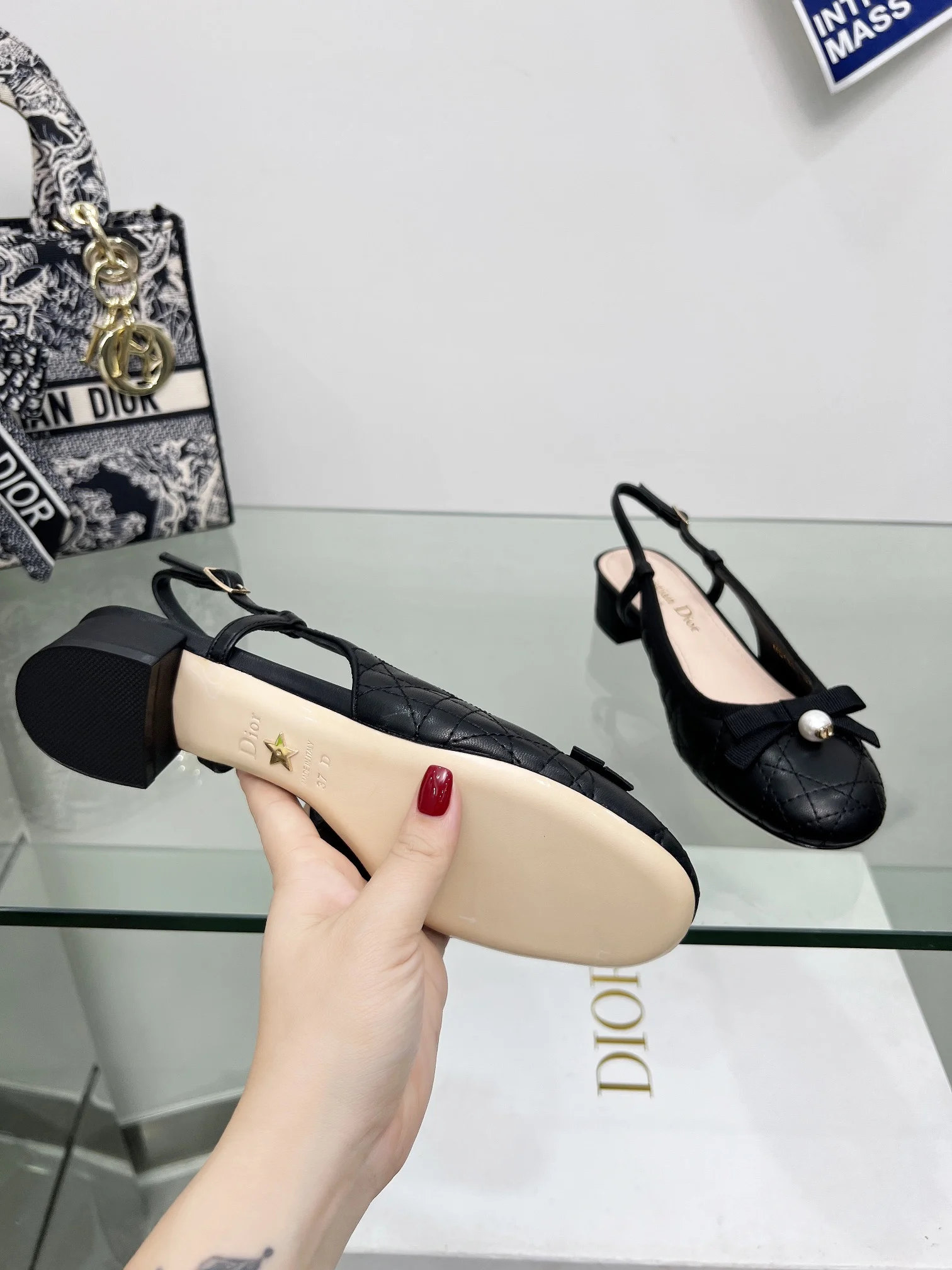 DIOR Sandals Black-White B40202609111158 - Image 9