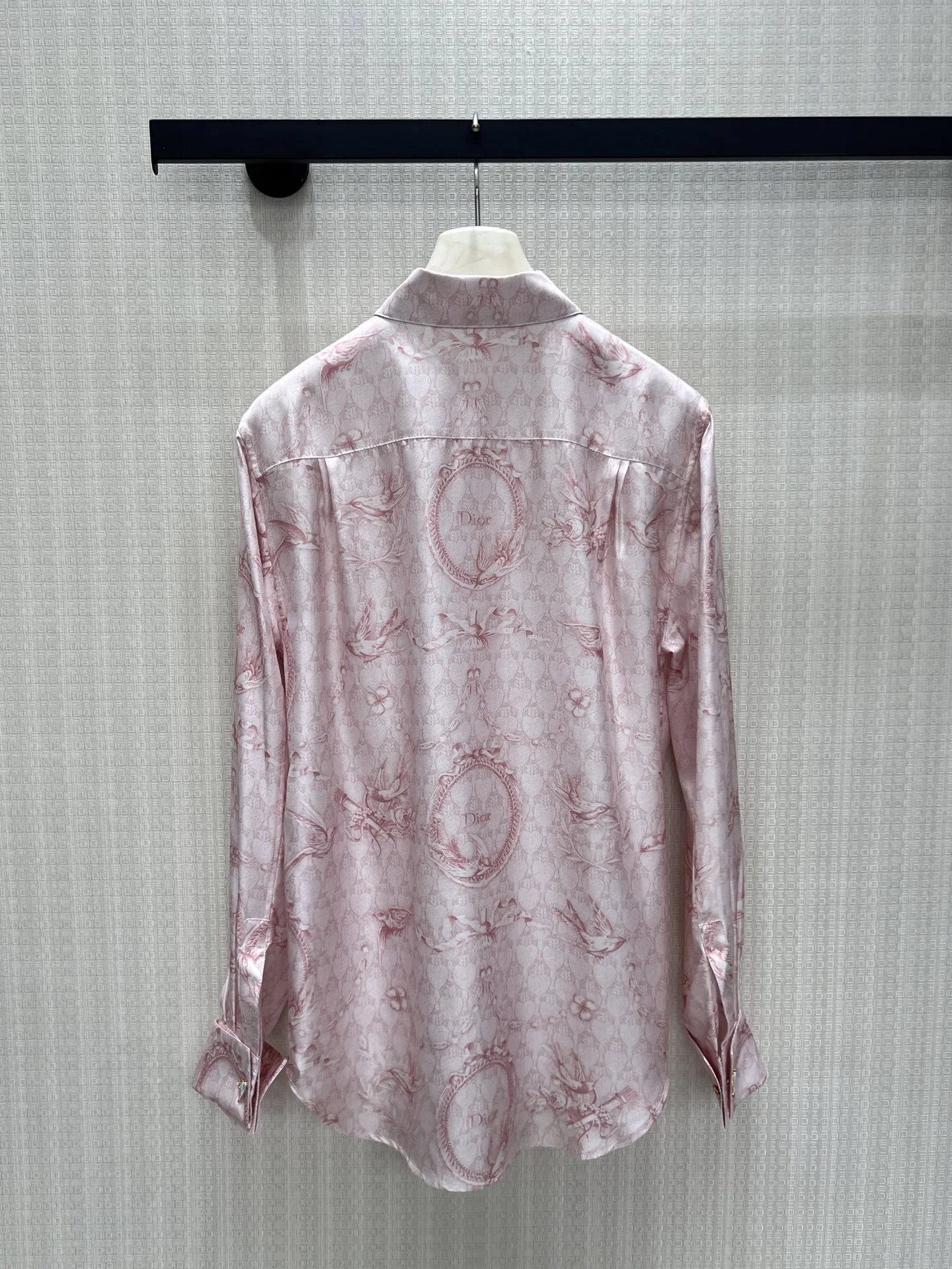 DIOR Shirts Silk Pink-White 36-40 E05202609061822 - Image 2