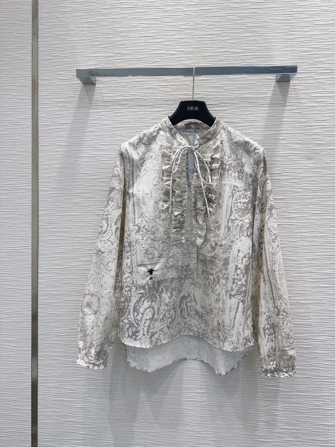 DIOR Shirts White-Gray S-M-L B45202609062906
