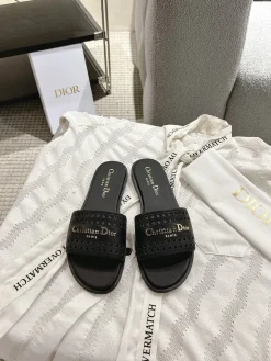 DIOR Slides Calfskin Leather Black-Gold EU35-41 B40202609111776