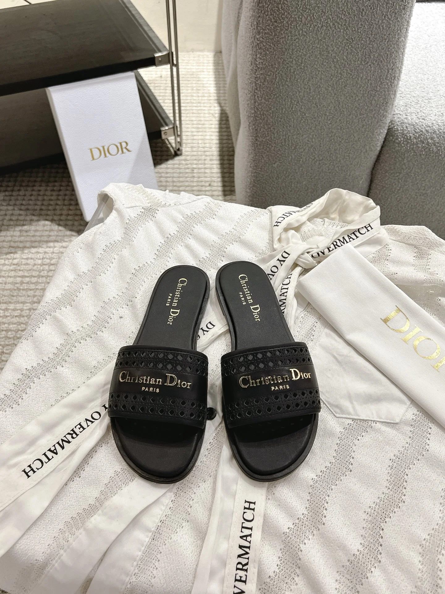DIOR Slides Calfskin Leather Black-Gold EU35-41 B40202609111776