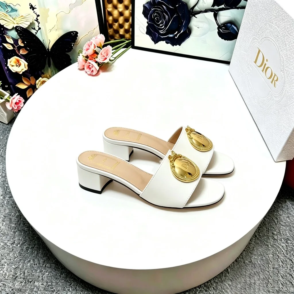 DIOR Slides Calfskin Leather White-Gold EU35-39 A70202609110917