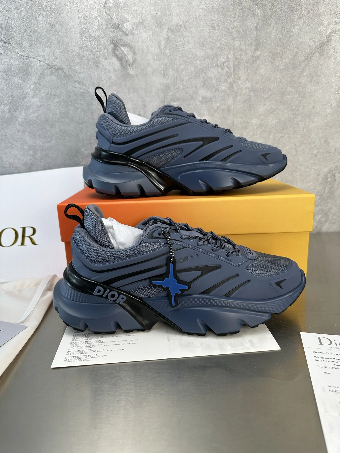 DIOR Sneakers Blue-Black C50202609110094 - Image 5