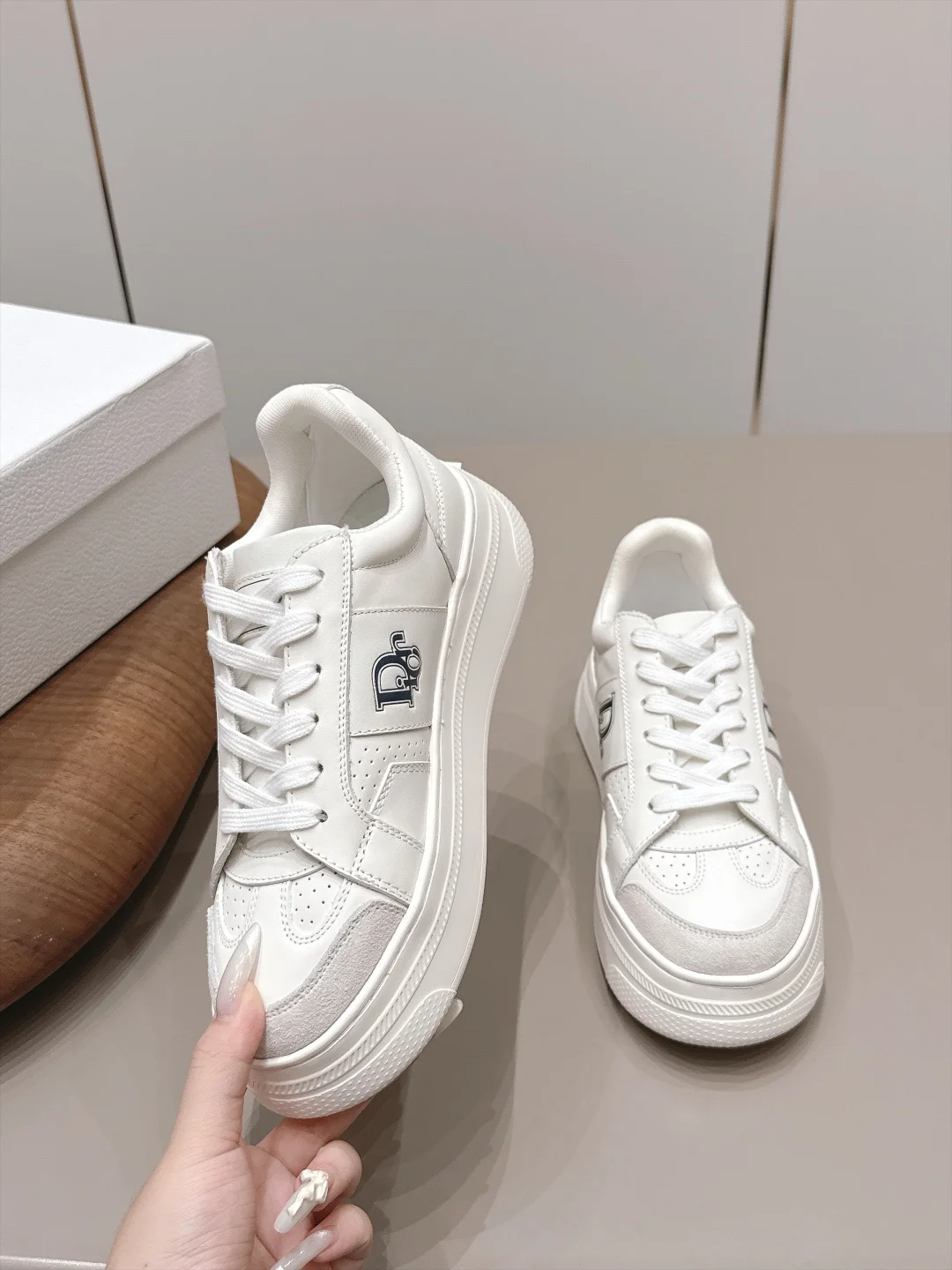 DIOR Sneakers Calfskin Leather White-Grey EU35-39 C20202609111564 - Image 4