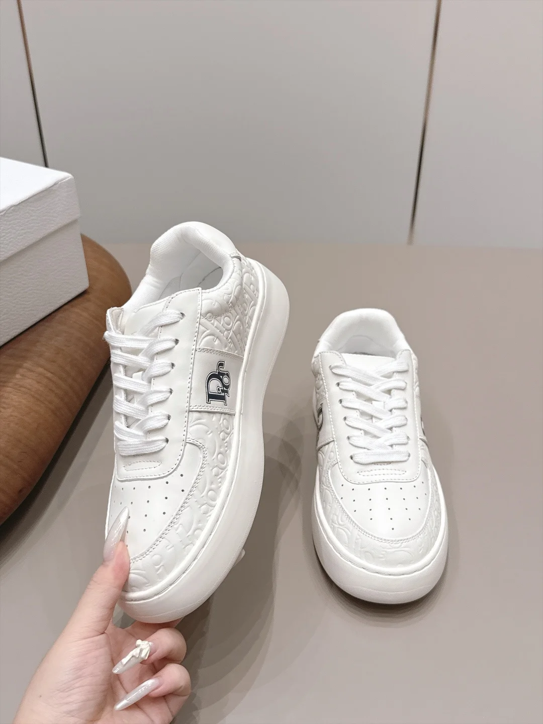 DIOR Sneakers Cowhide Leather White EU35-39 C30202609111566 - Image 4