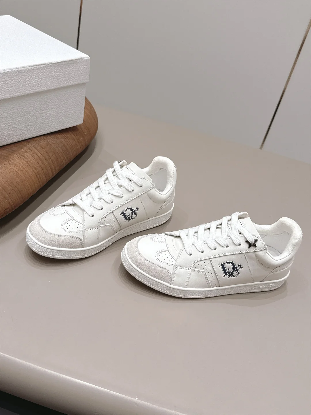 DIOR Sneakers Leather White-Black EU35-39 C20202609111563 - Image 3