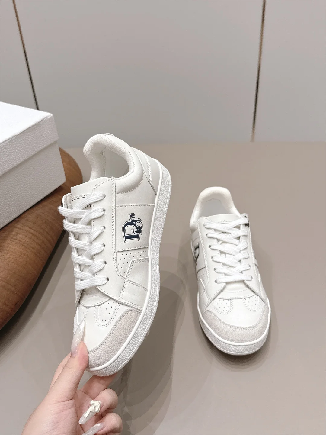 DIOR Sneakers Leather White-Black EU35-39 C20202609111563 - Image 4