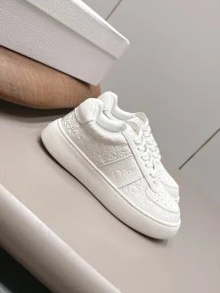 Alternative view of DIOR Sneakers Leather White EU35-41 C30202609111567