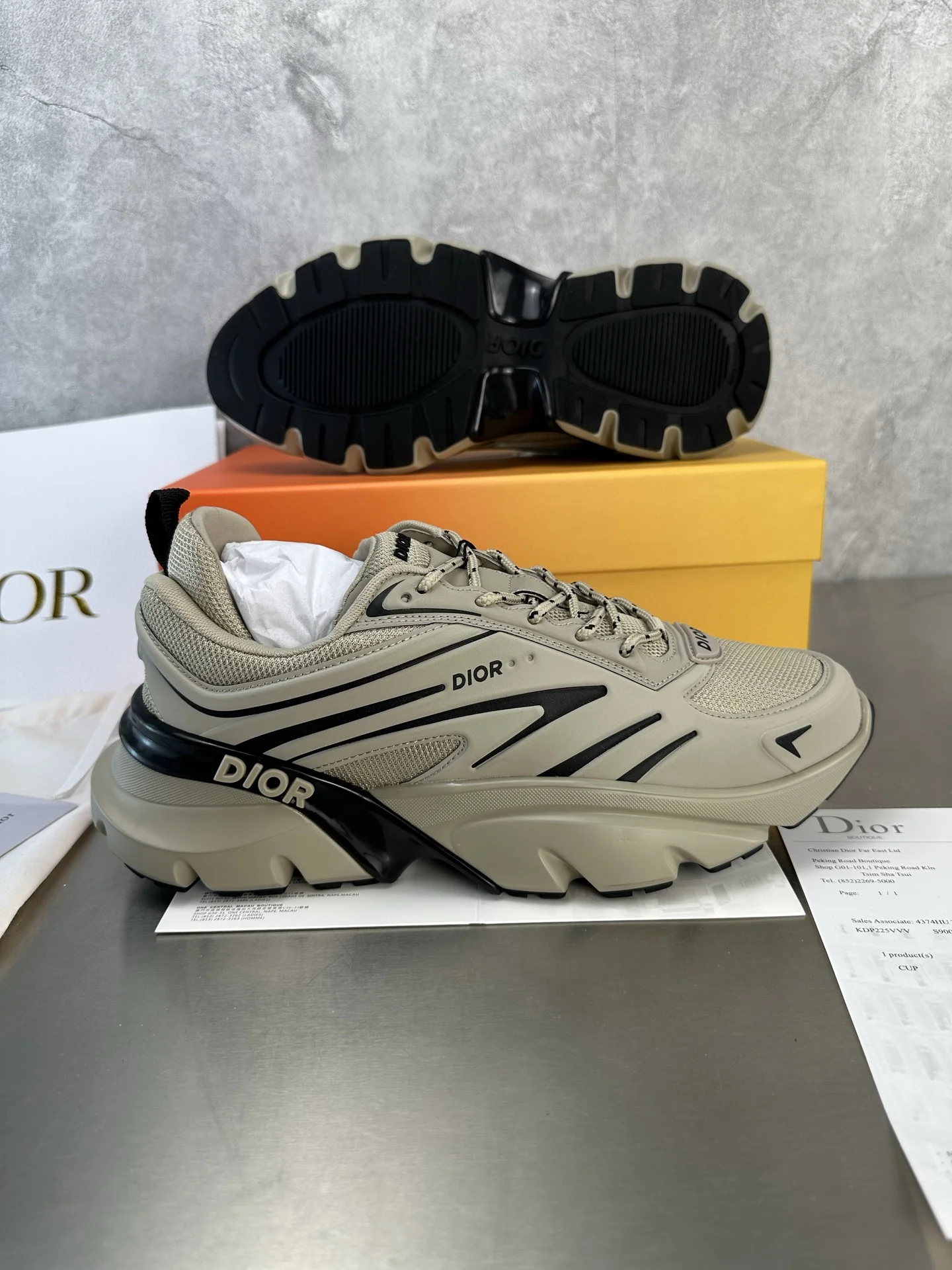 DIOR Sneakers Technical Mesh Beige-Black EU35-45 C50202609110091 - Image 9