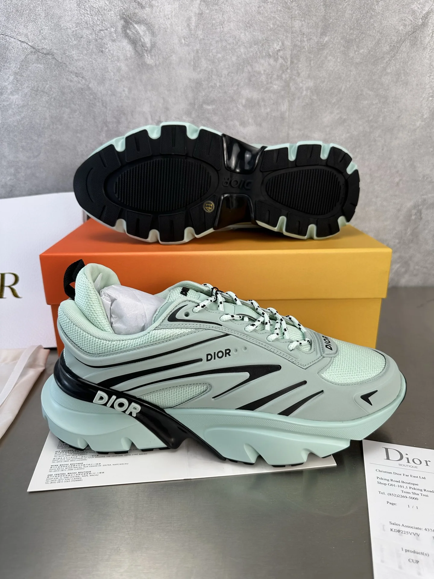 DIOR Sneakers Technical Mesh Mint Green-Black EU35-45 C50202609110093 - Image 9