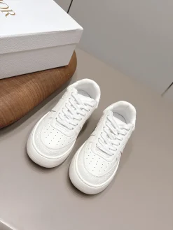 DIOR Sneakers White C30202609111565