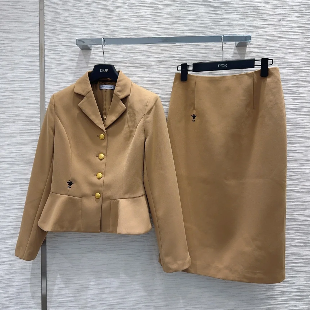 DIOR Suits Camel-Gold S-L D15202609060889