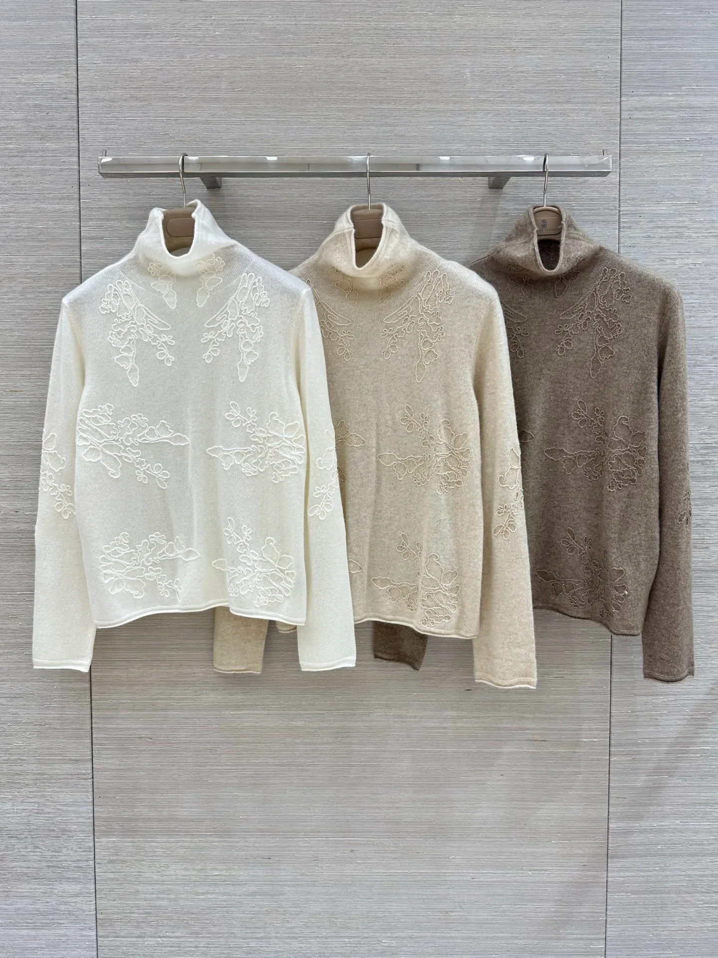 DIOR Sweaters Cashmere Beige-Cream S-L C95202609061172 - Image 9