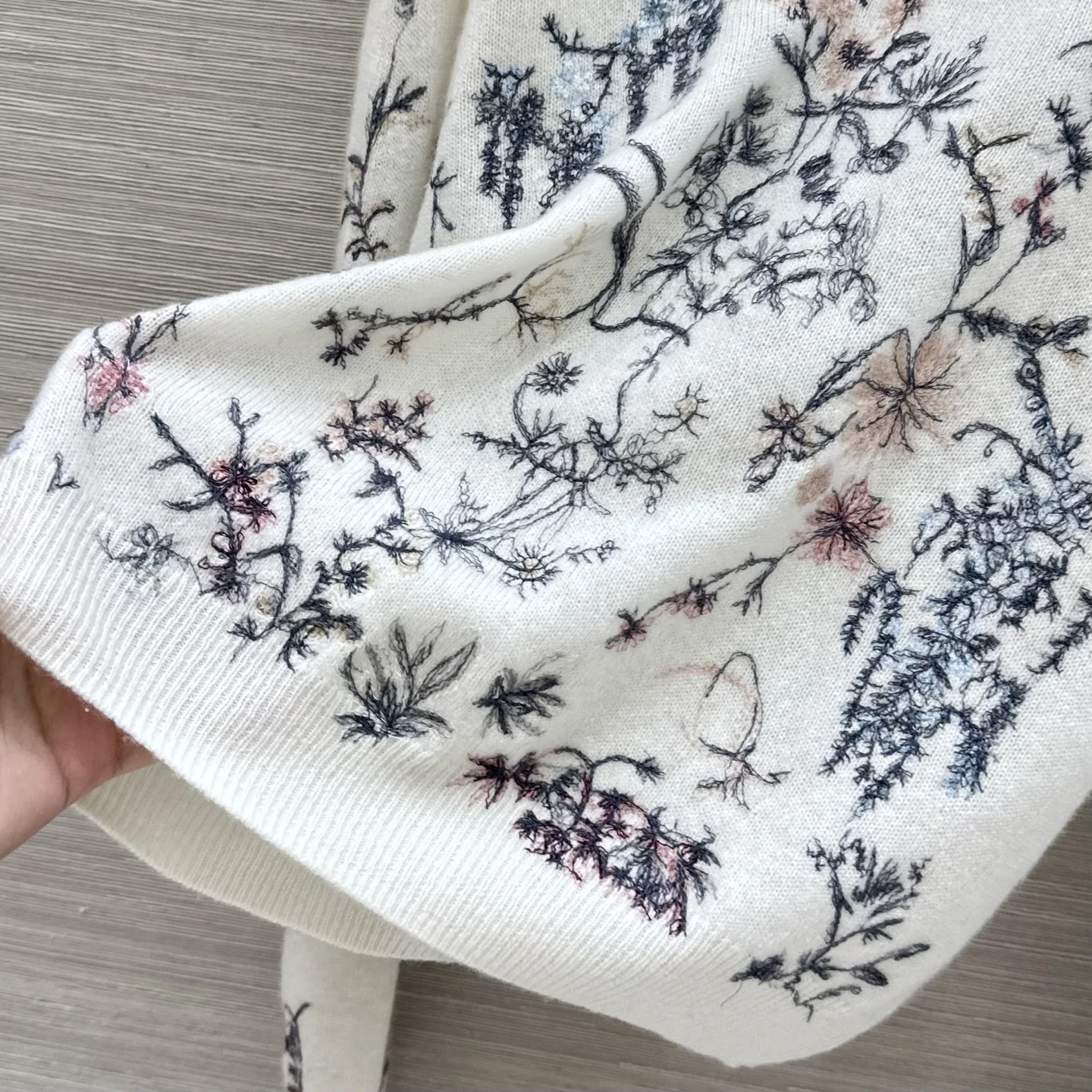 DIOR Sweaters Cashmere Cream-Multi 36-40 D65202609061165 - Image 7