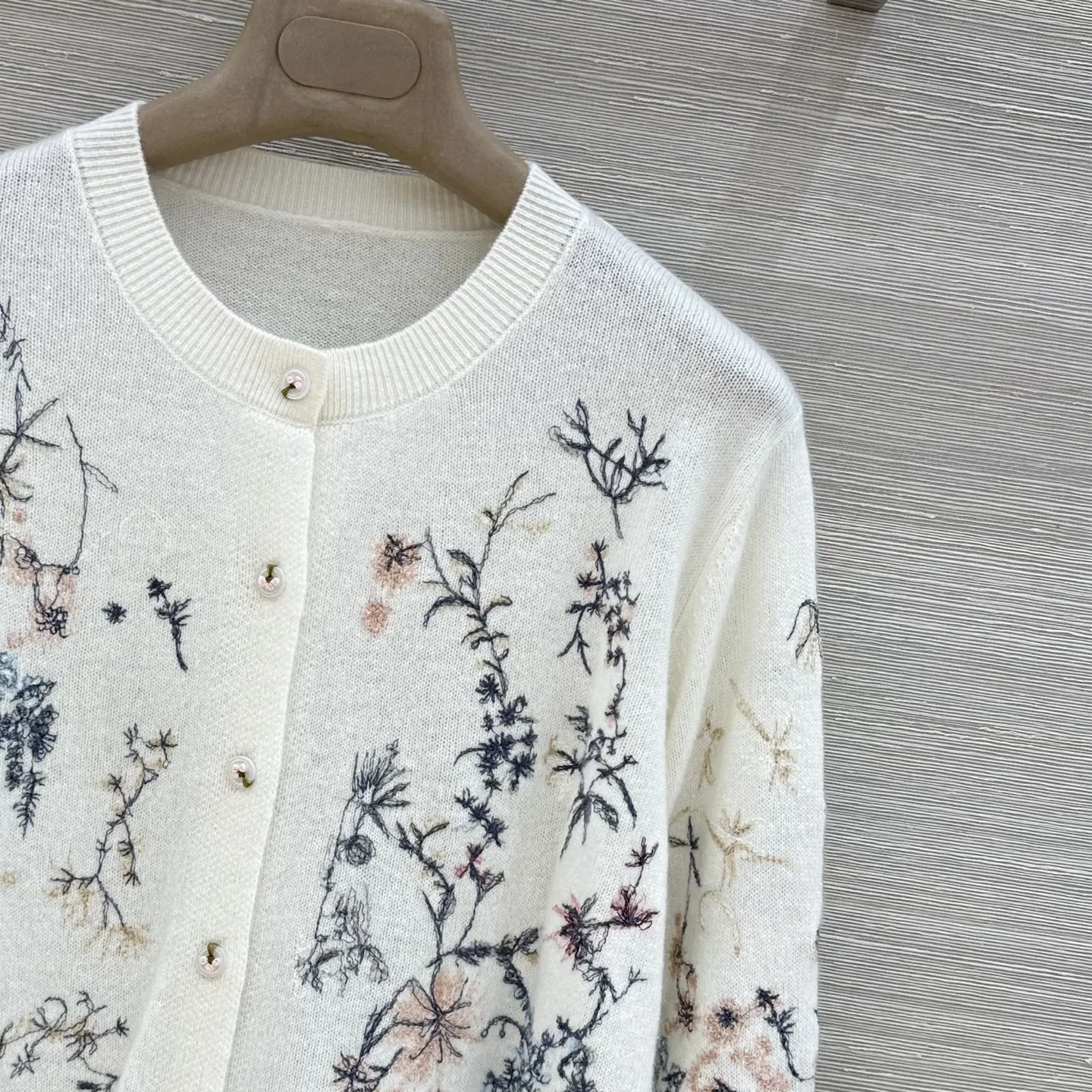 DIOR Sweaters Cashmere Cream-Multi 36-40 E15202609061163 - Image 4