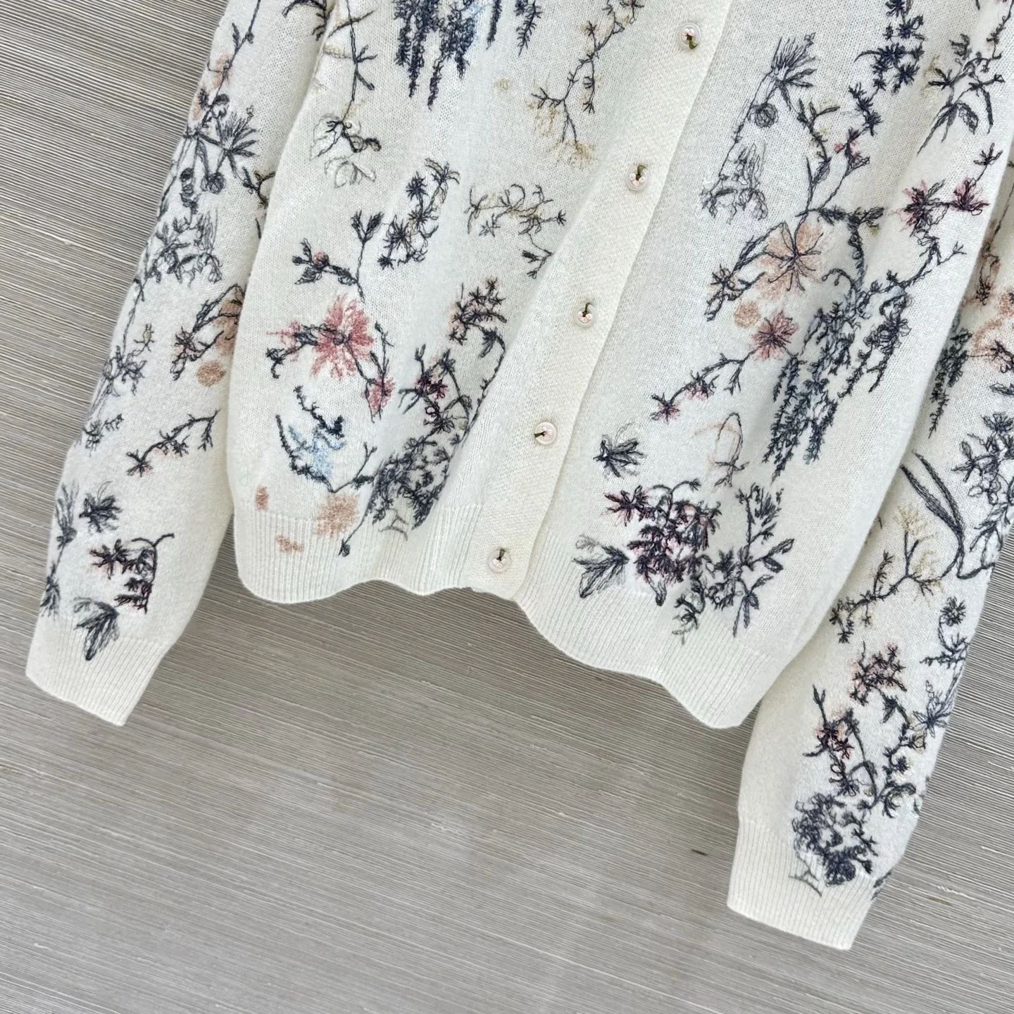 DIOR Sweaters Cashmere Cream-Multi 36-40 E15202609061163 - Image 5