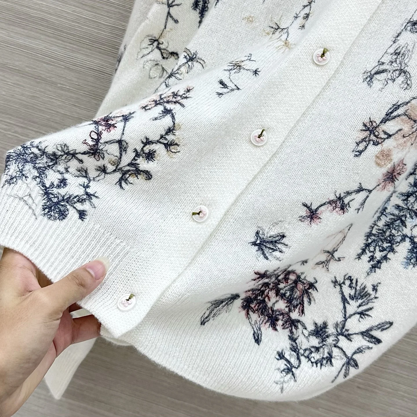 DIOR Sweaters Cashmere Cream-Multi 36-40 E15202609061163 - Image 7