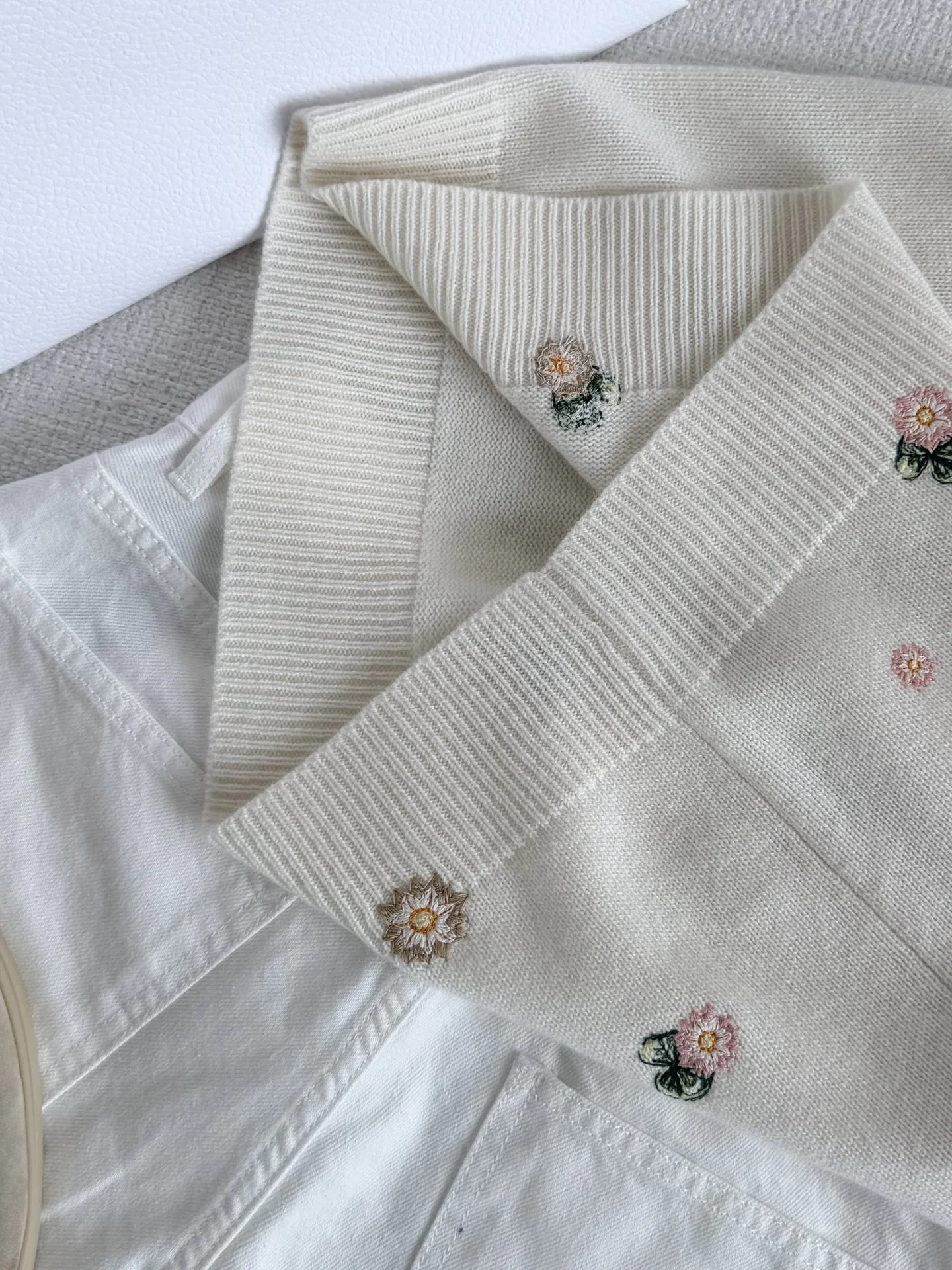 DIOR Sweaters Cashmere Cream-Pink S-L C35202609061999 - Image 7