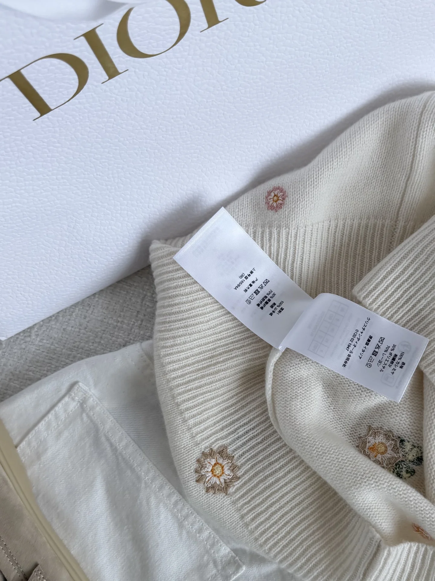 DIOR Sweaters Cashmere Cream-Pink S-L C35202609061999 - Image 8