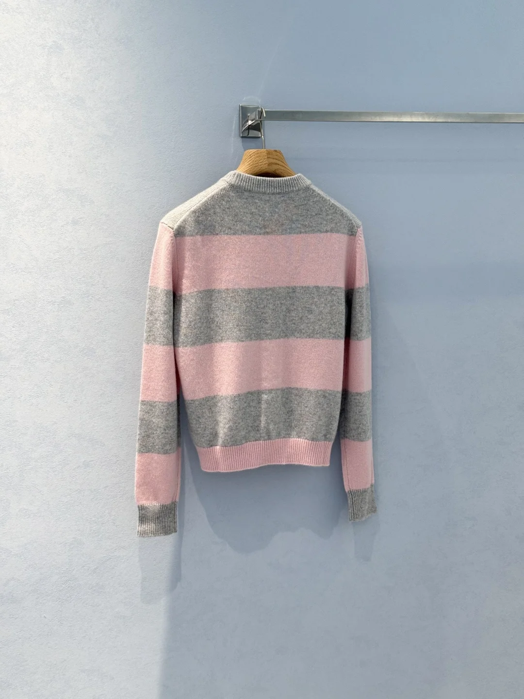 DIOR Sweaters Cashmere Pink-Gray-Black S-M-L D00202609062302 - Image 2