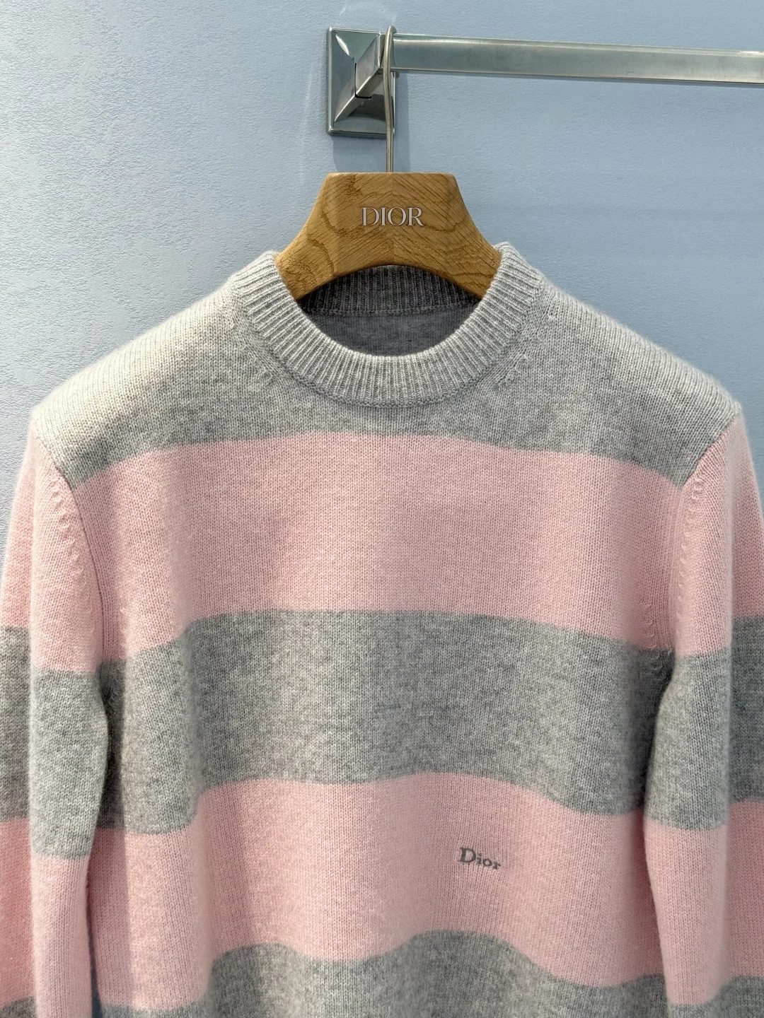 DIOR Sweaters Cashmere Pink-Gray-Black S-M-L D00202609062302 - Image 4