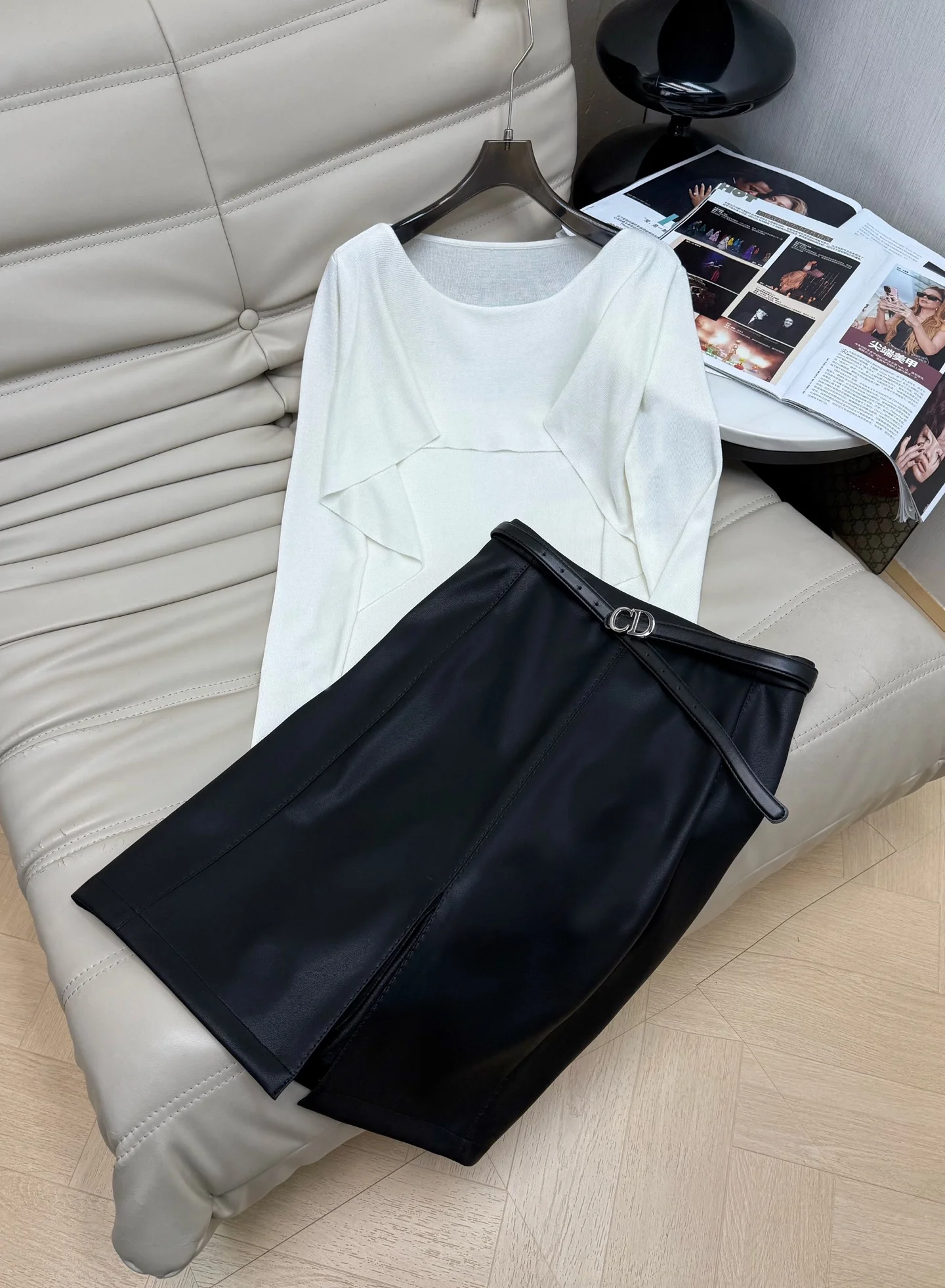 DIOR Sweaters White-Black S-L B80202609060269