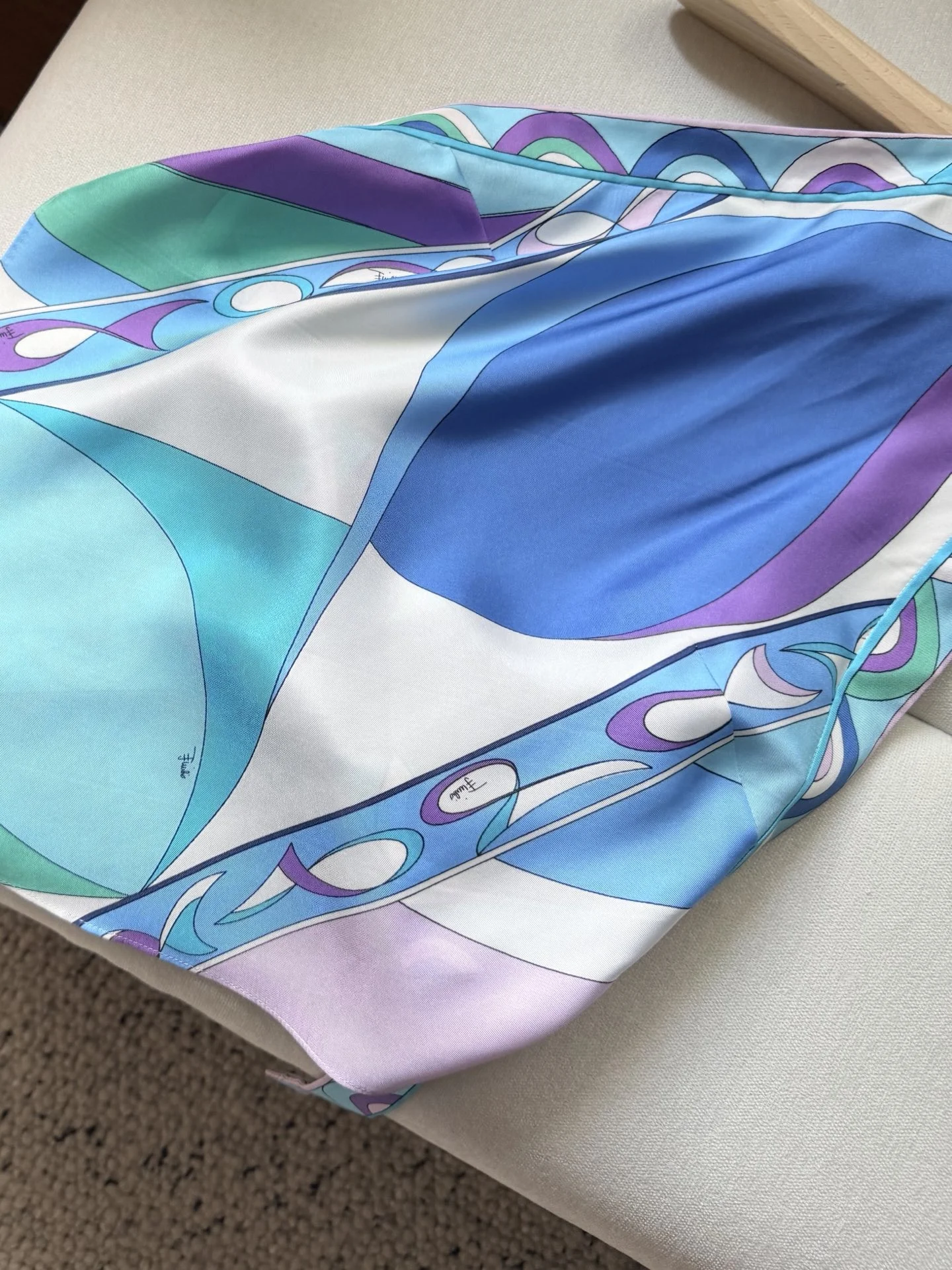 ETRO T-shirts Silk Twill Blue-Purple-Green One Size C25202609062439 - Image 5