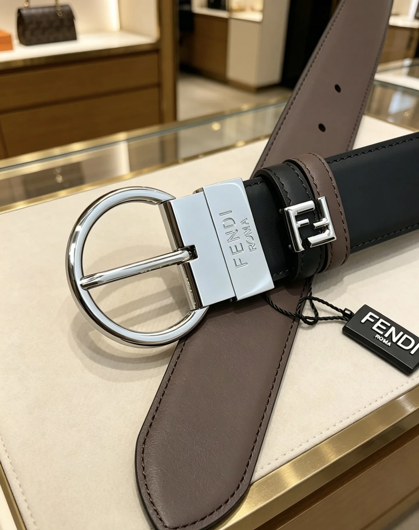 FENDI Belts Calfskin Leather Black-Gold 35mm Width A80202609070294 - Image 6