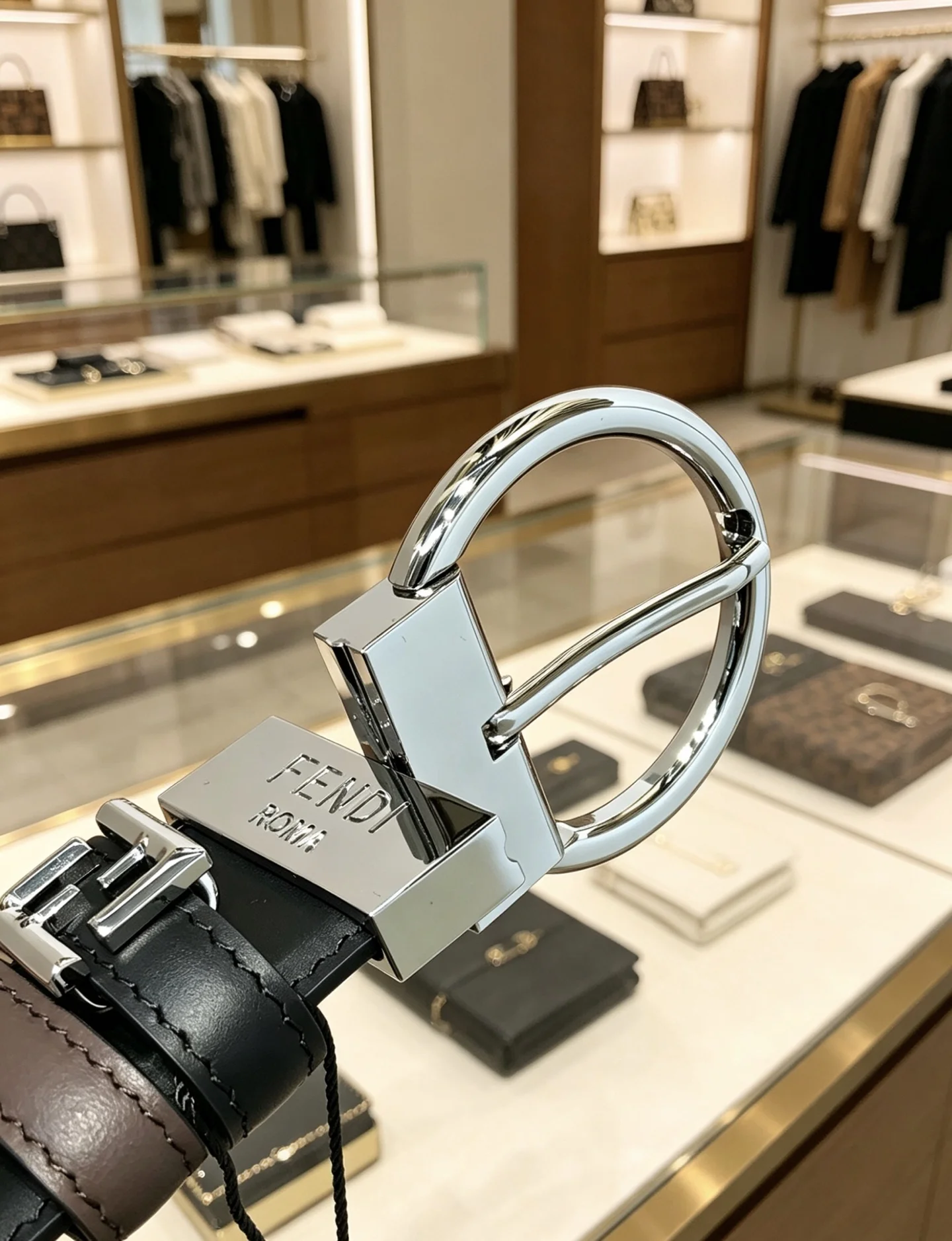 FENDI Belts Calfskin Leather Black-Gold 35mm Width A80202609070294 - Image 8
