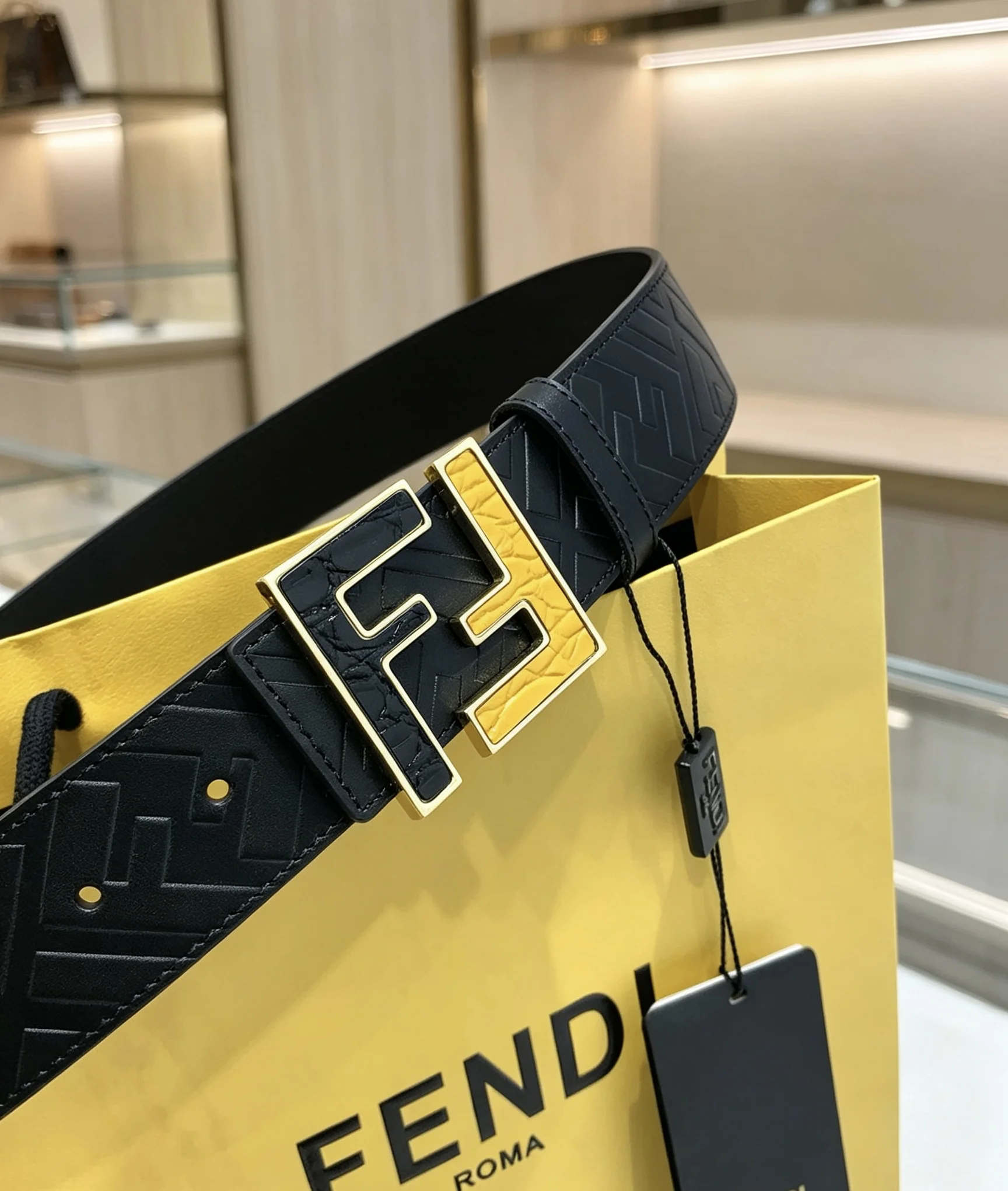 FENDI Belts Embossed Calf Leather Black-Gold 38mm Width A80202609070155 - Image 6
