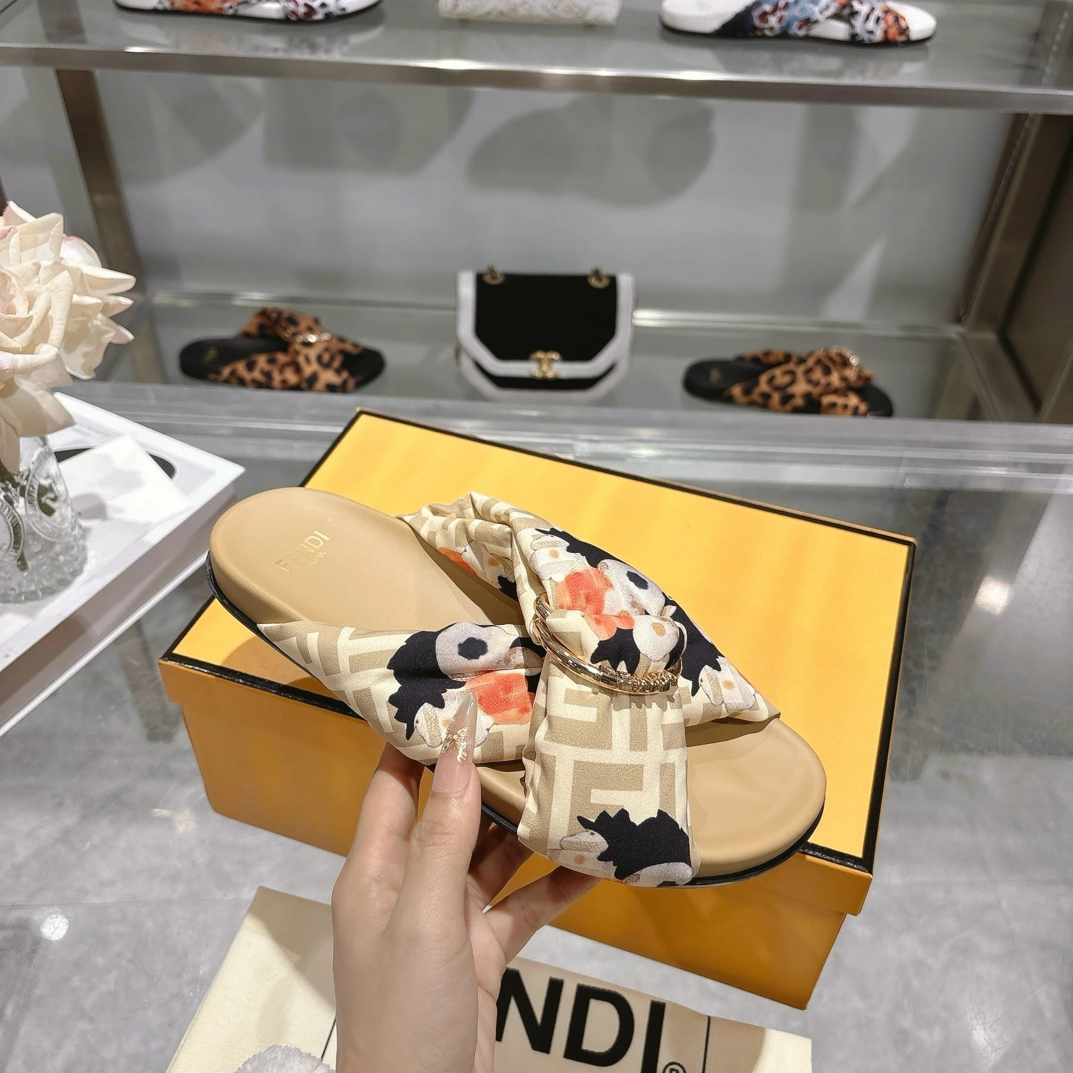 FENDI Slides Beige-Black-Orange-Gold EU35-46 A90202609110041 - Image 5