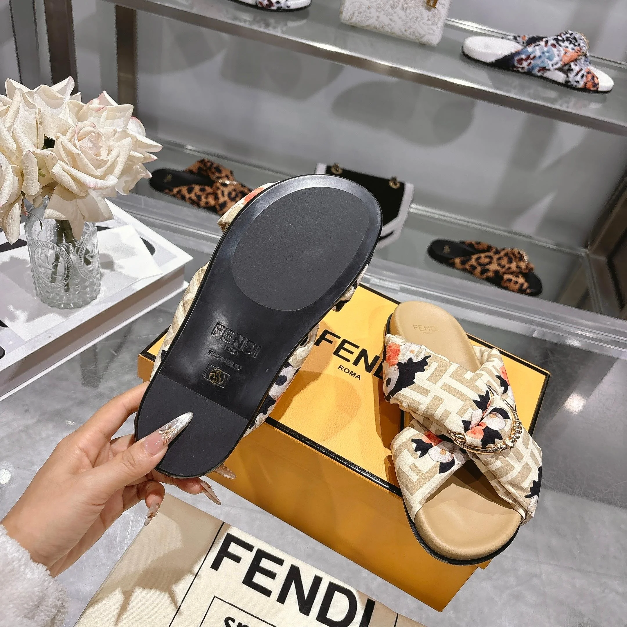 FENDI Slides Beige-Black-Orange-Gold EU35-46 A90202609110041 - Image 7