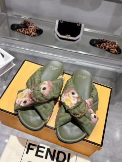 FENDI Slides Green-Gold A90202609110042