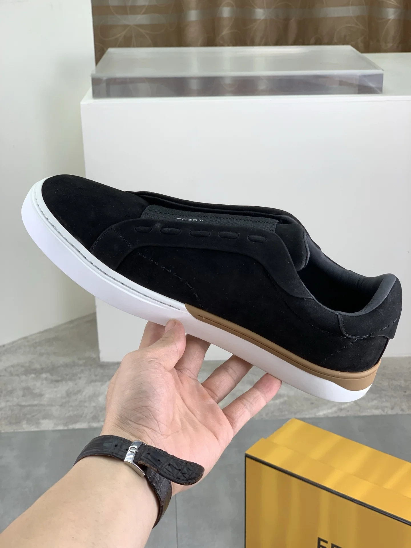 FENDI Sneakers Leather Black-White EU39-44 C40202609110946 - Image 6
