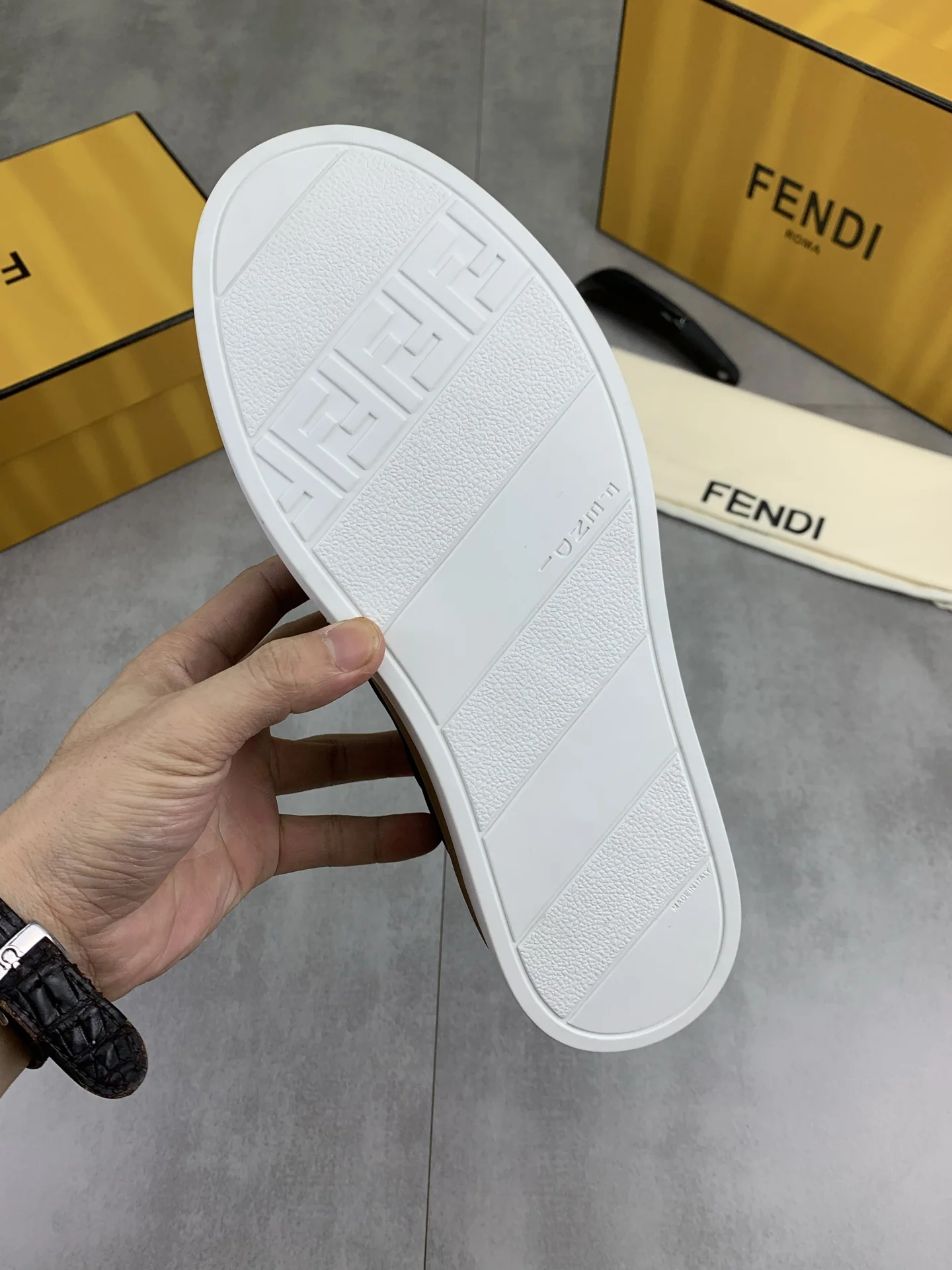 FENDI Sneakers Leather Black-White EU39-44 C40202609110946 - Image 8