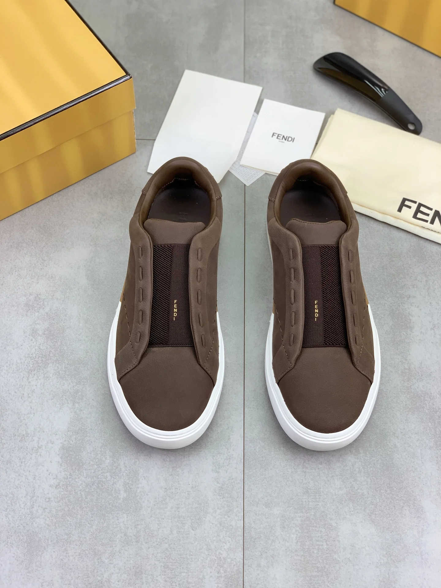 FENDI Sneakers Leather Brown-White EU39-44 C40202609110947 - Image 3