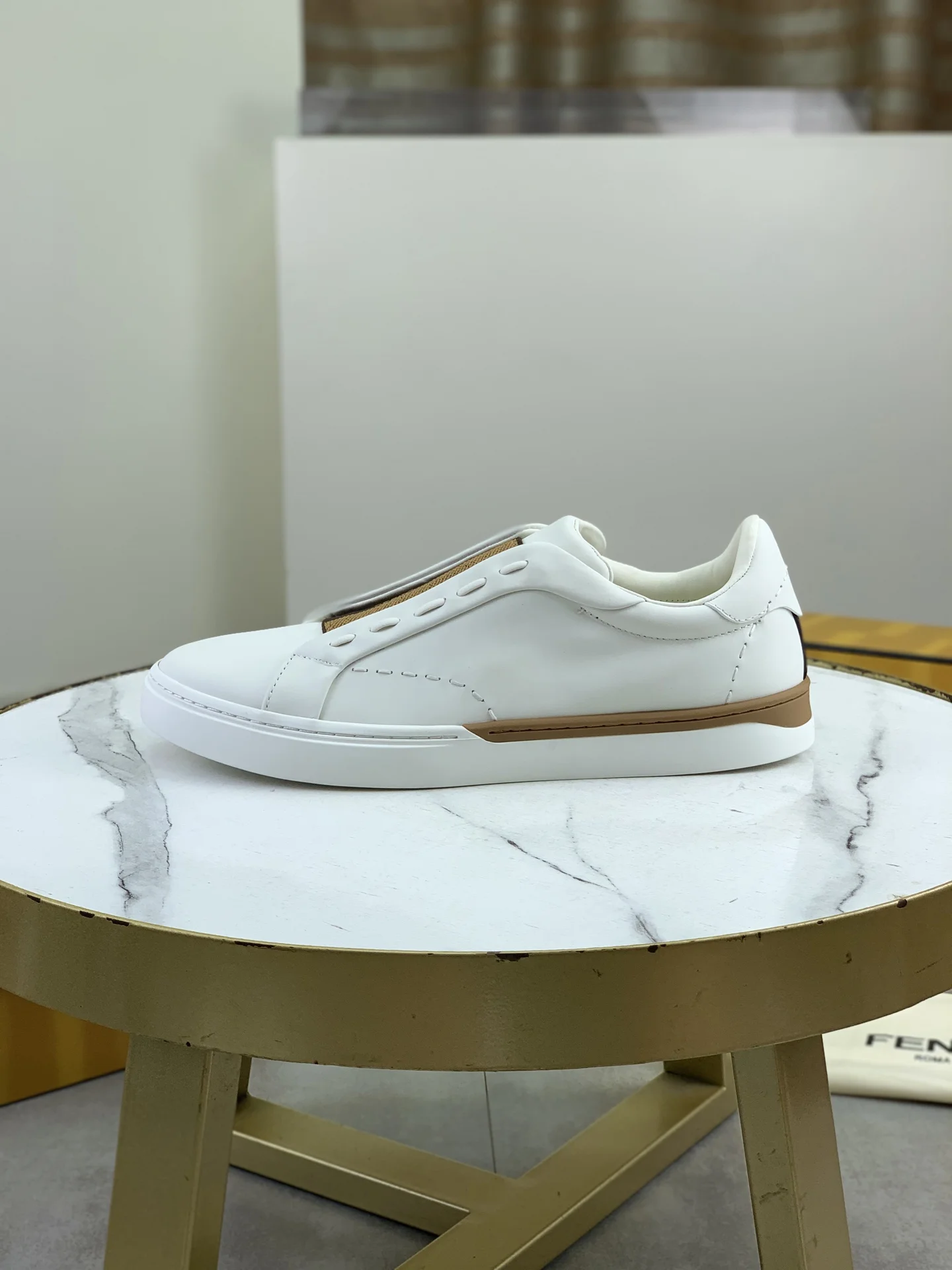 FENDI Sneakers Leather White-Brown EU39-44 C40202609110948