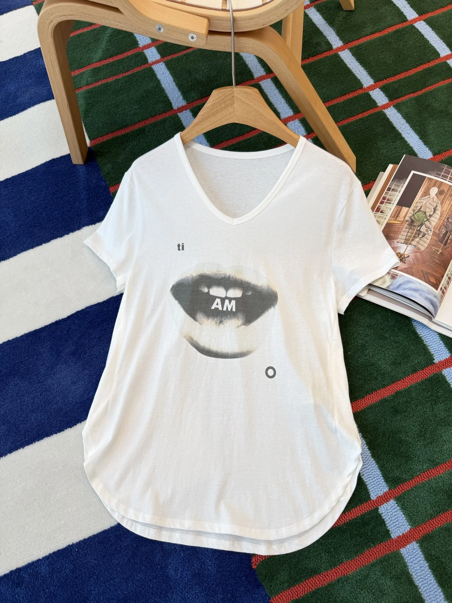 FENDI T-shirts White-Black S-L A85202609061408
