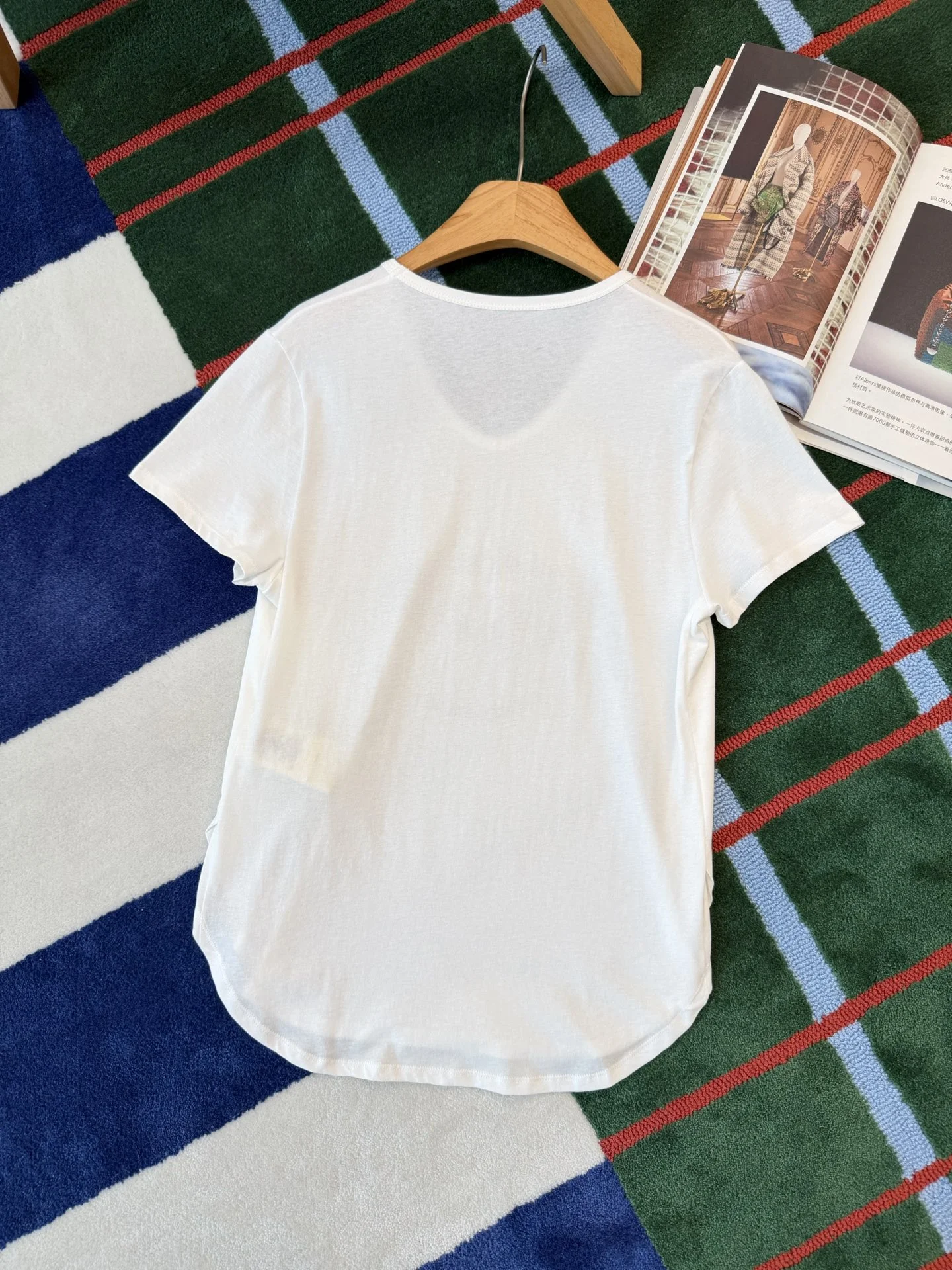 FENDI T-shirts White-Black S-L A85202609061408 - Image 6