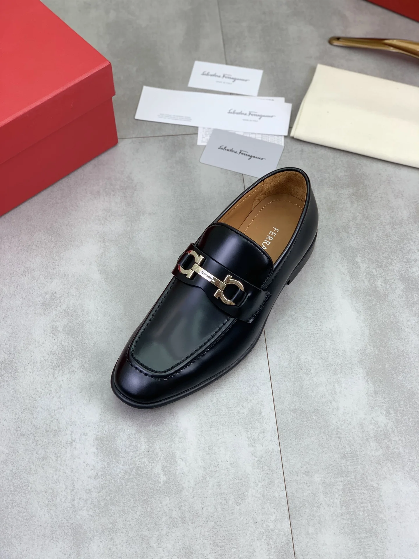 FERRAGAMO Formal Shoes Calf Leather Black-Silver EU39-44 C80202609110931 - Image 4